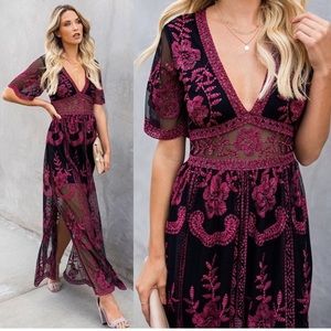 FINAL MARKDOWN 🥳 Honey Punch Lace Maxi Dress